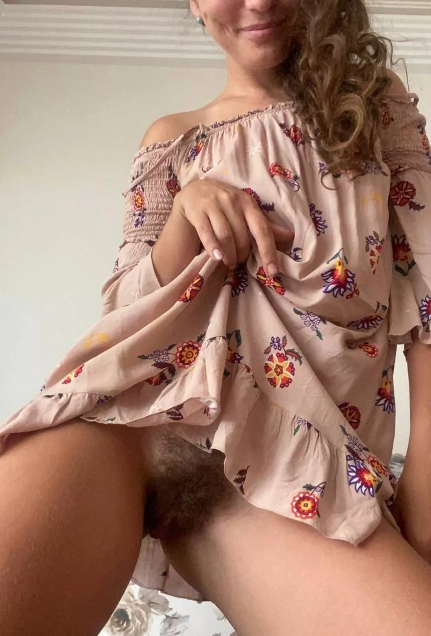 Full bush…. But who’s gonna fill my pussy? posted by SexyMissMe