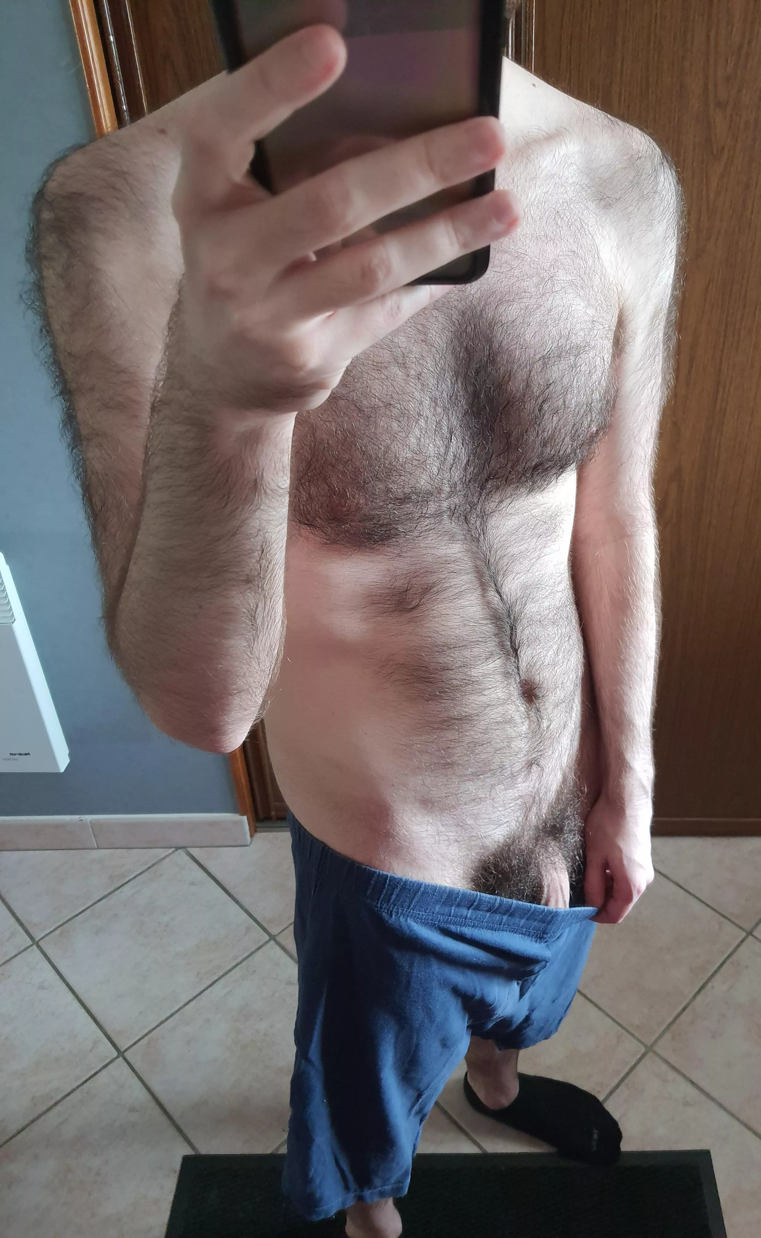 Hair everywhere 😵‍💫 posted by rblue3