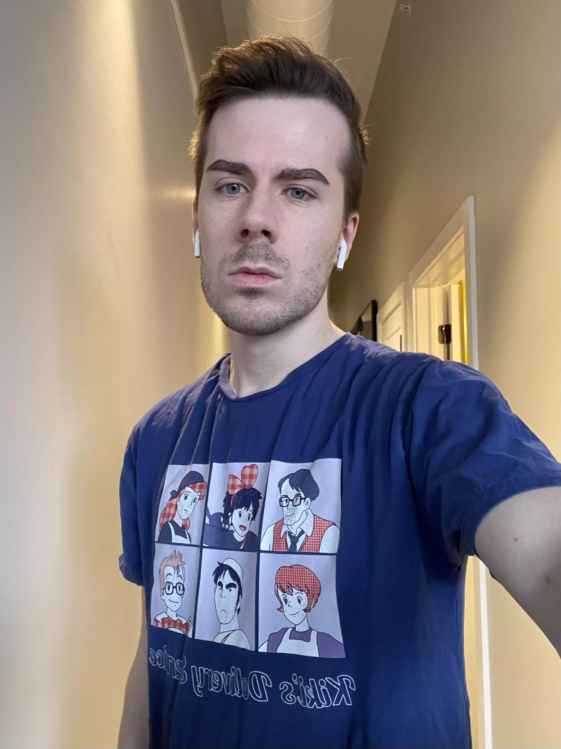 Happy Saturday! Kiki & I say hello 🐈‍⬛ posted by Routine_Jellyfish329