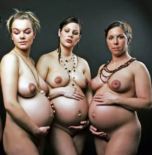 Heavy with child by Chaturbater1