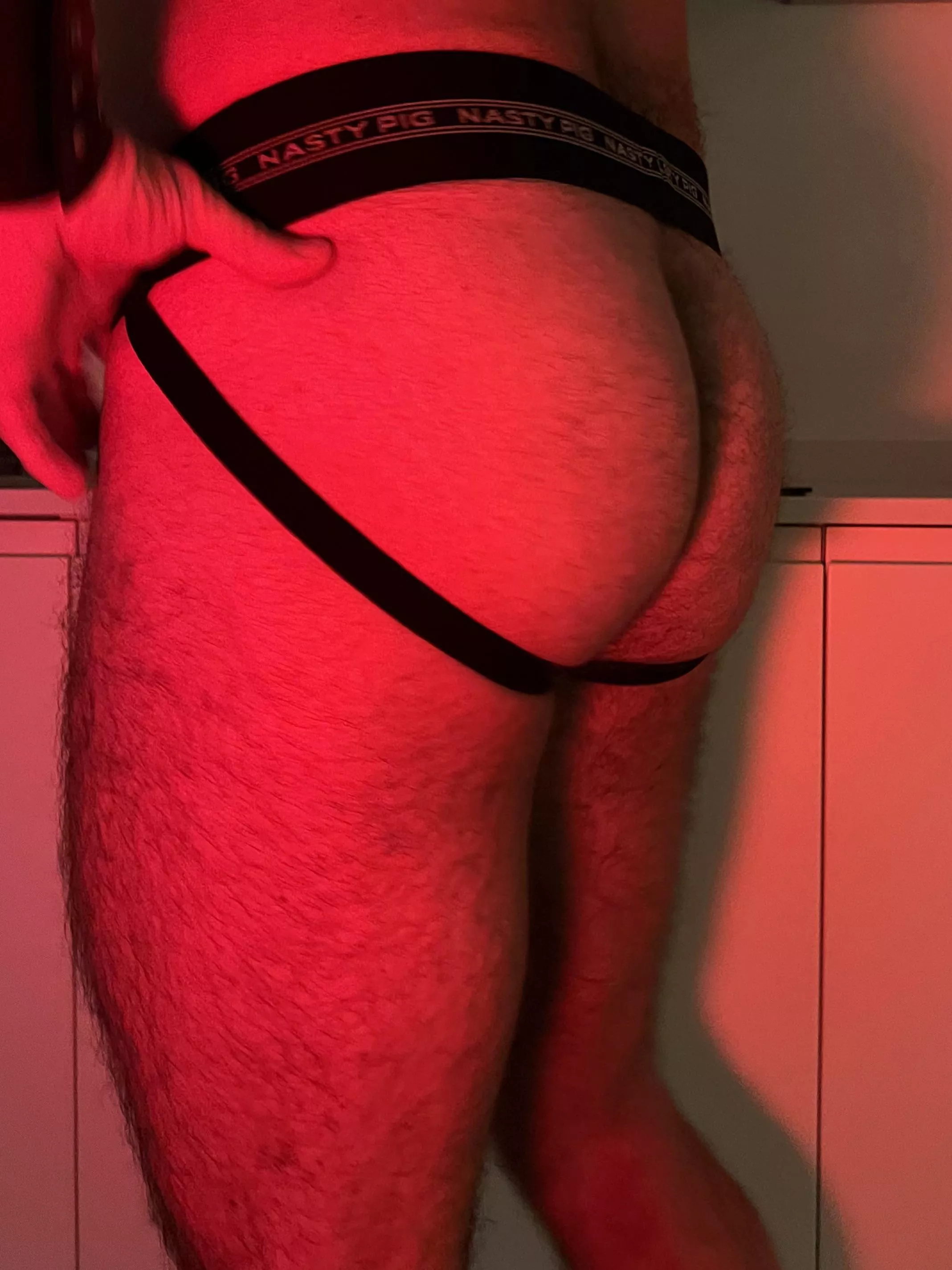 Hey guys 🔥this Saturday is on fire 🔥 what do you think? Let me know😈 posted by Prestigious-Cycle480