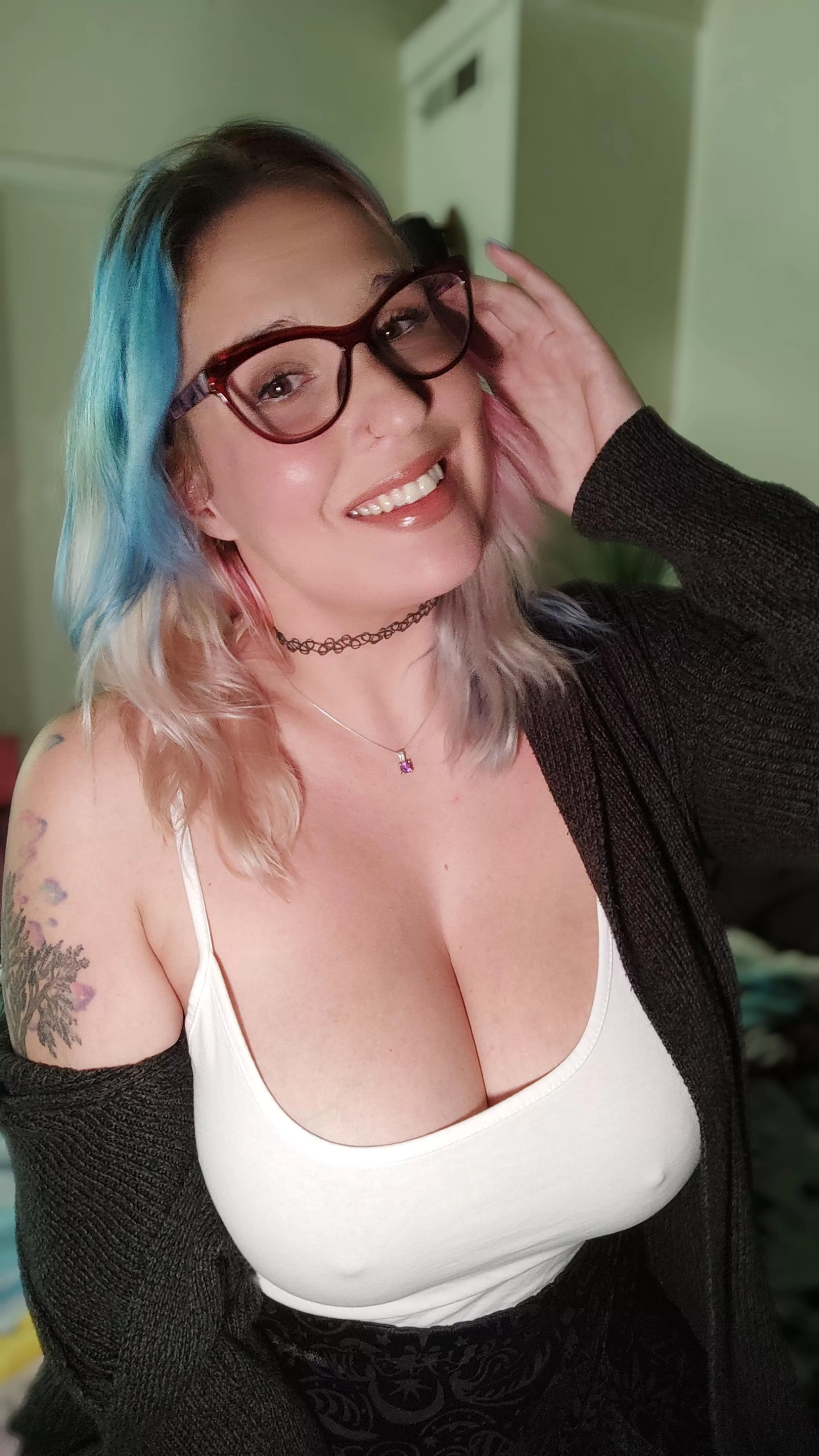 Hoping I can make you smile as well posted by Sarothica69