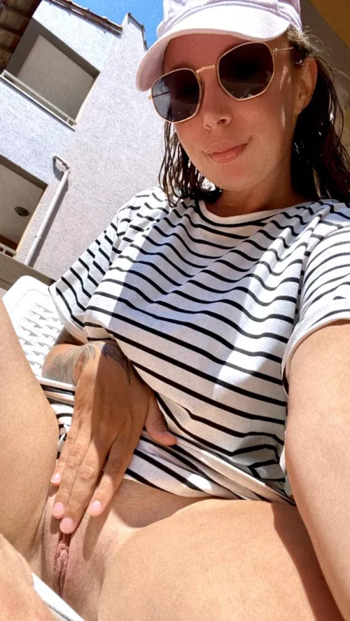 How’s the view baby?☀️ [f] by chupppachups