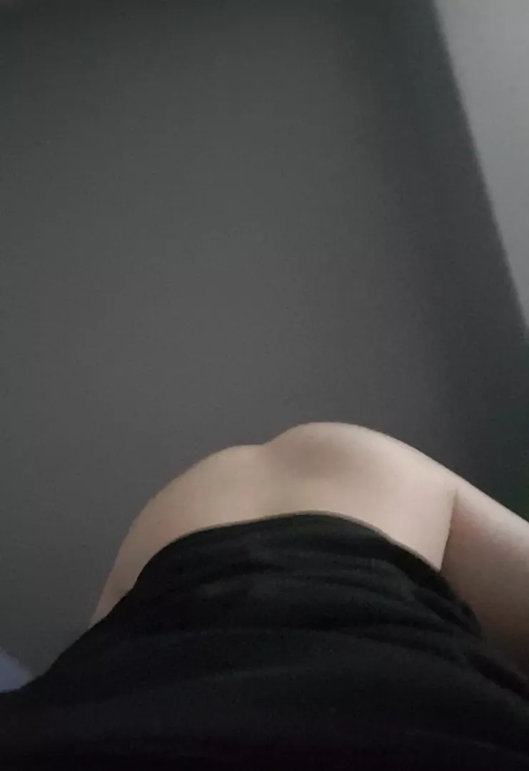 how's the view 👀 posted by Emergency_Smell_8523