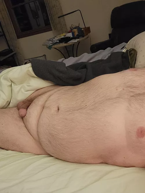 I'm chubby and loooove to spoon and cuddle. Hope I at least peaked your interest. by itismeagain100