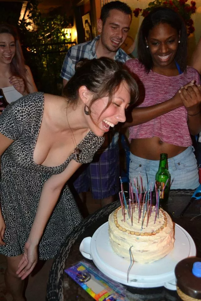 IUTR - The cameraman understood his job. posted by p0w3rf