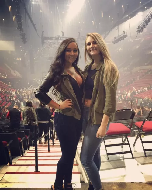 Left or right by Patient-Cat-6908