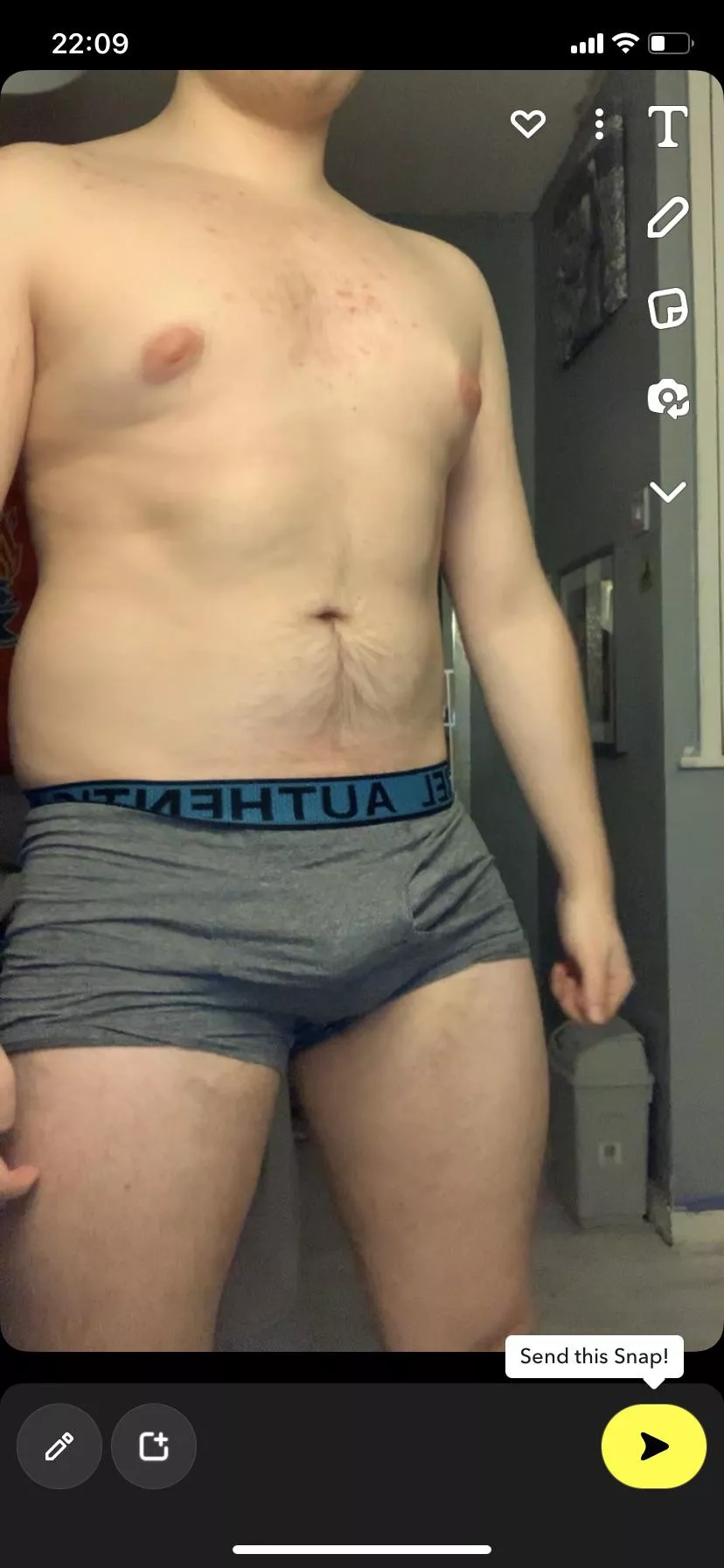 [M]. Thick with muscle posted by Intresting201