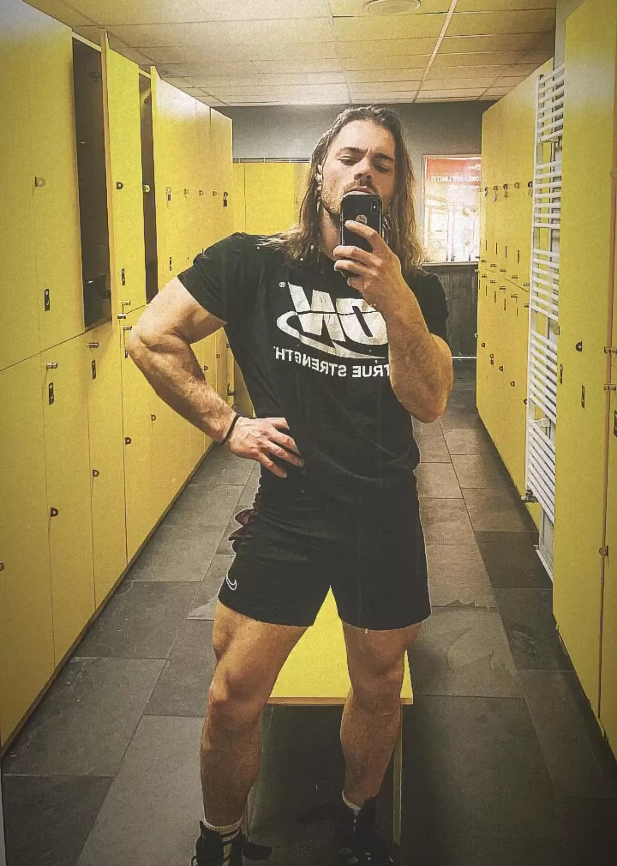 Mirror, mirror on the wall…who’s the earliest of them all… posted by aaaronbrown