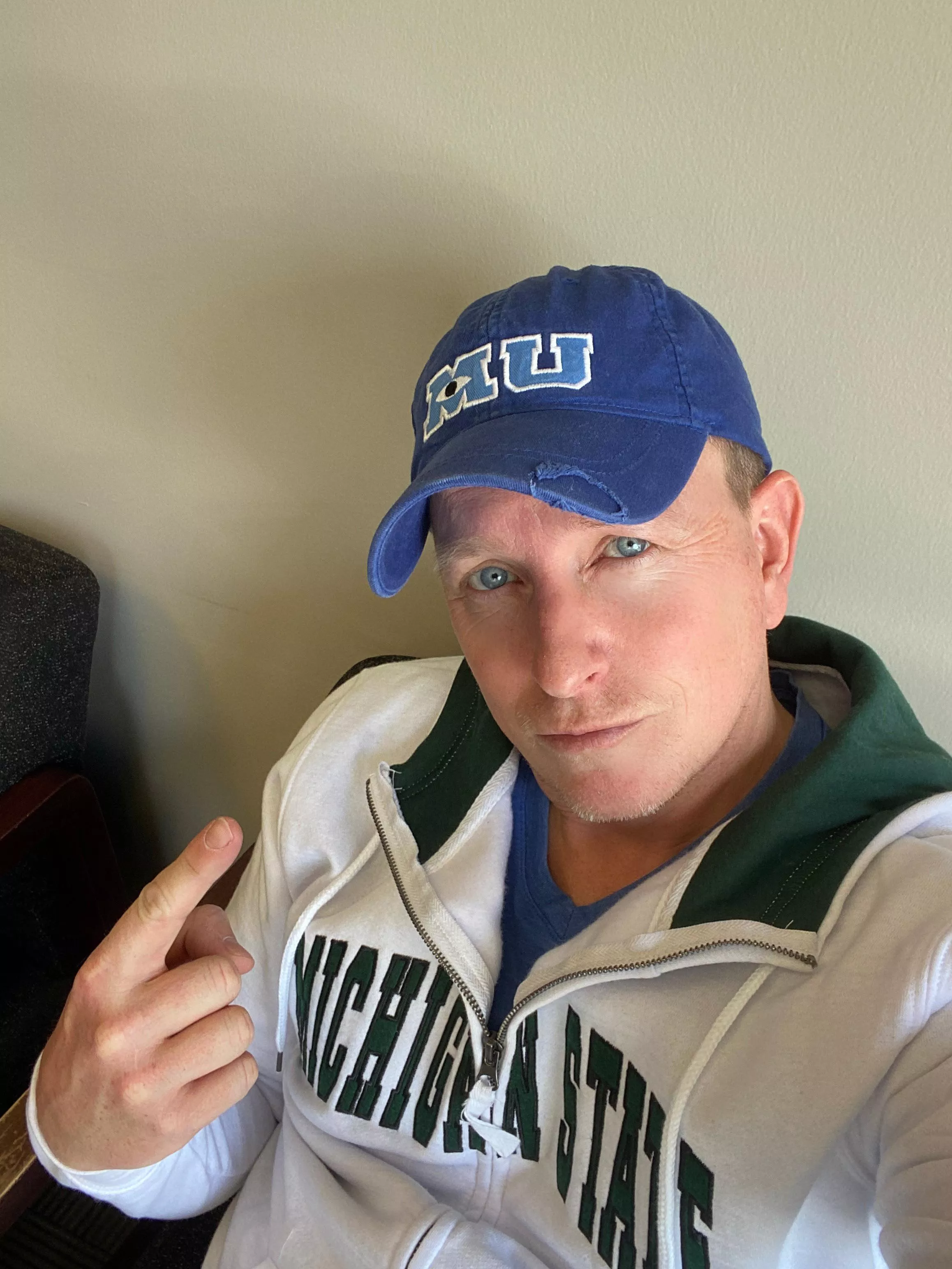 New favorite hat posted by MightyOak01