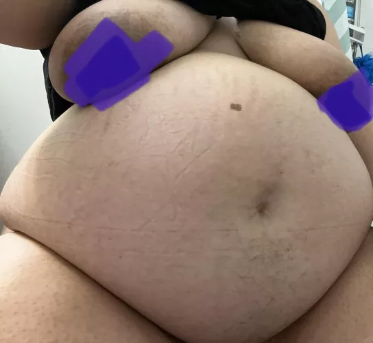 Nothing better than a breeding queen, am I right? by mamadomme