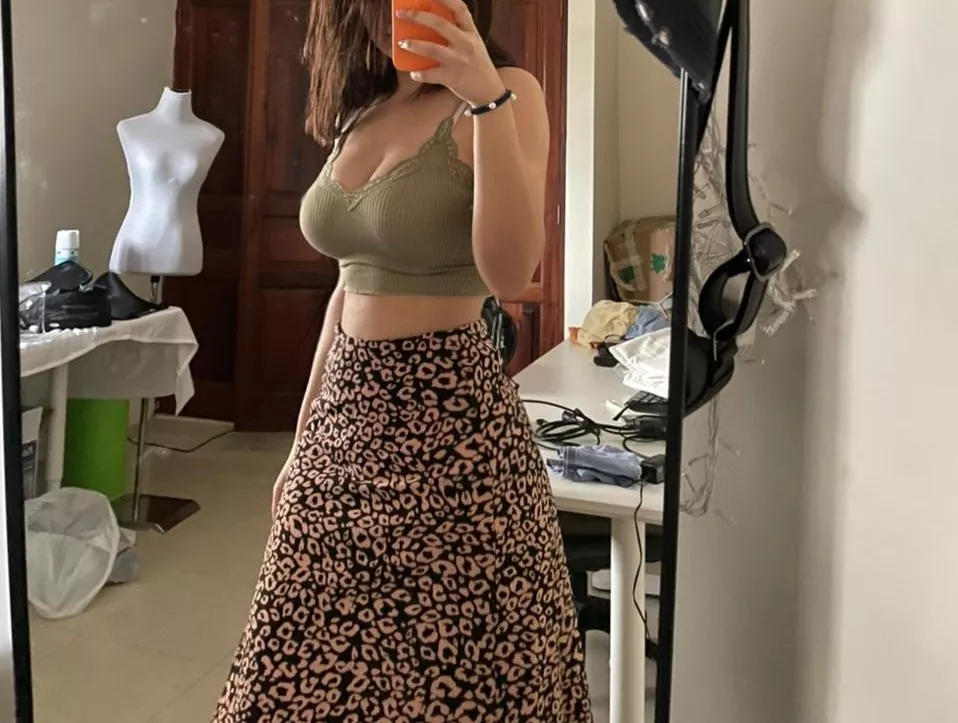 Please let me take a ride on your dick posted by Kusqt