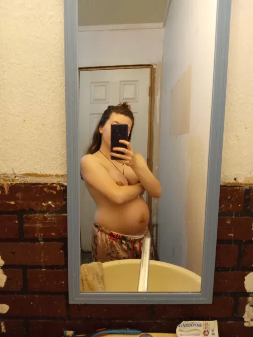 ready to be bred again😋 by sunshne_565