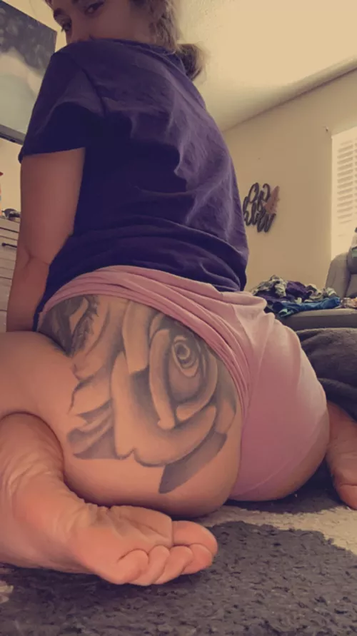 Roses are red by yourfavemom24