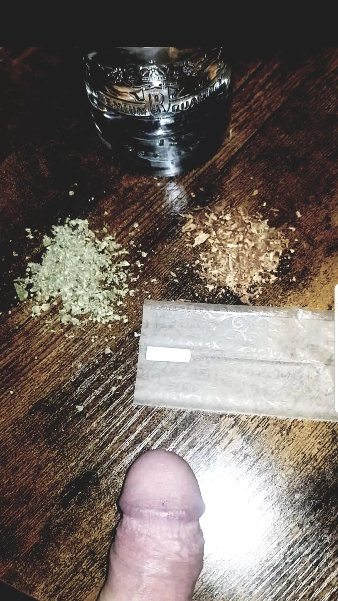 Seems the only thing missing is you!🤔 (m) posted by cassa-blanc