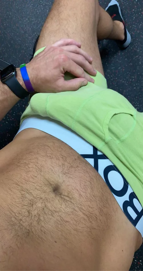 Someone decided to say hey at the gym😋 by Hot_Ball_3779