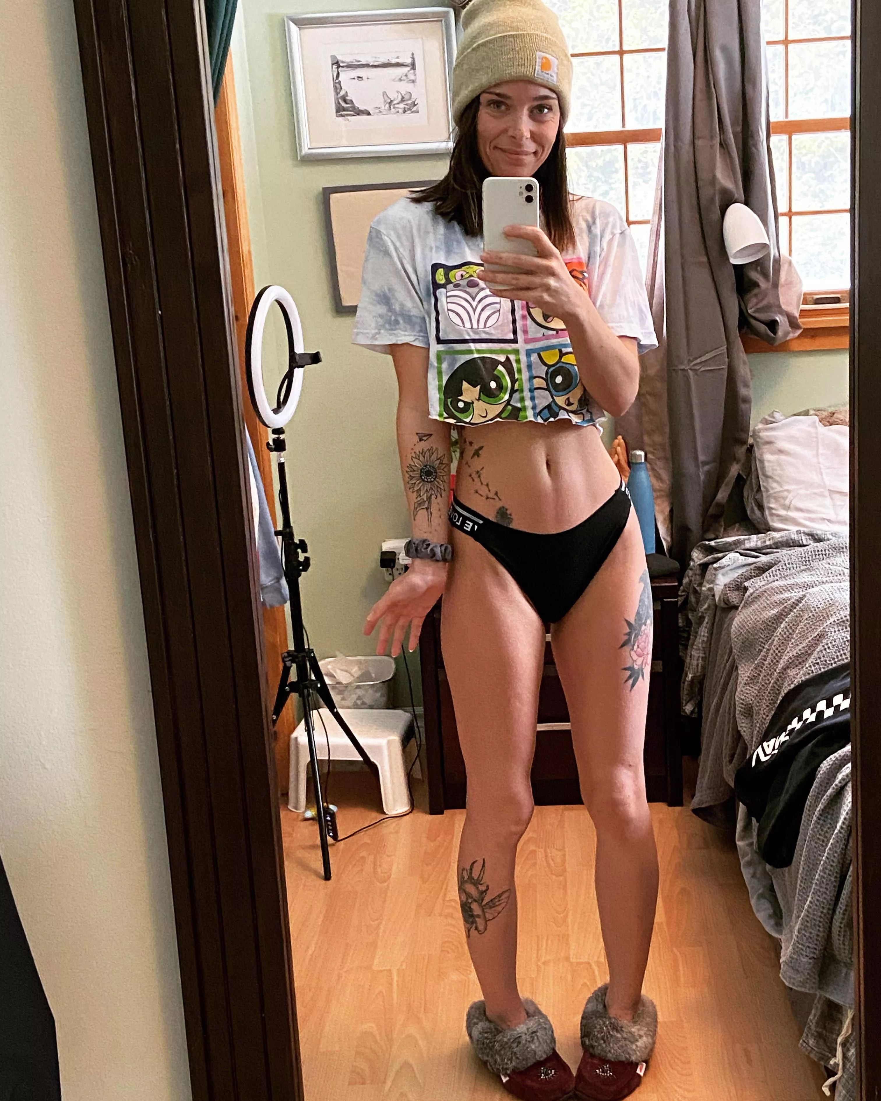 Toques and Titties for this Canadian posted by rizzlin90