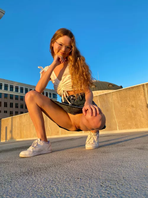 Wearing no panties in public makes me so horny by Mollyxoxo669