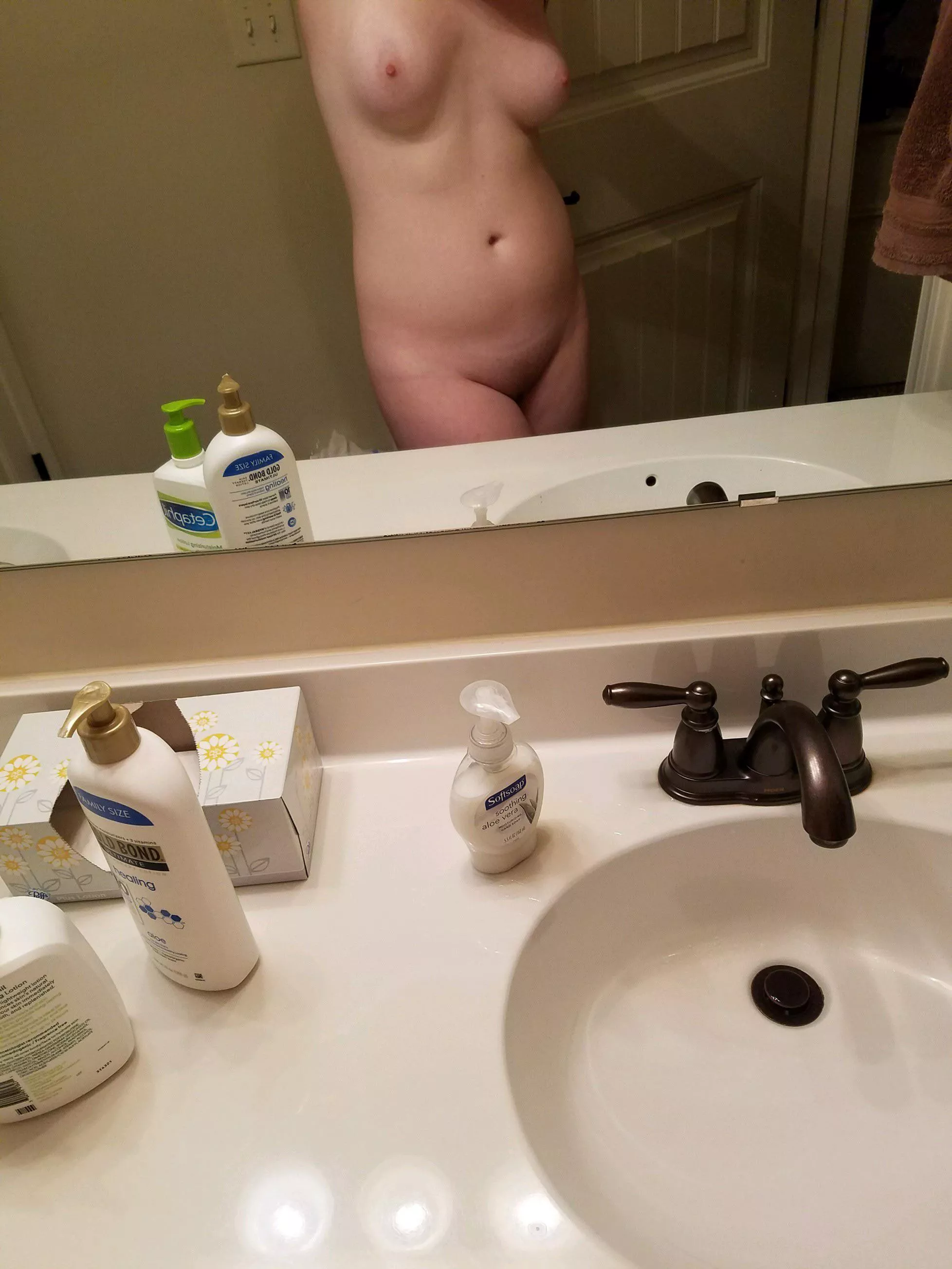 What do you think? F, 120, 5’3” posted by Gabby3529