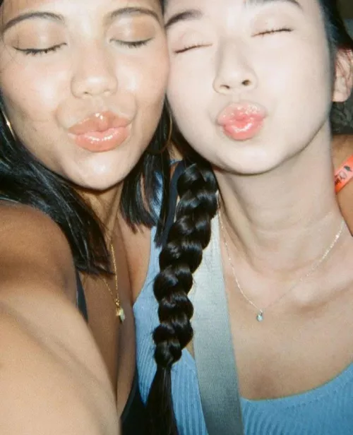 Which lips are you having? by qpdigu