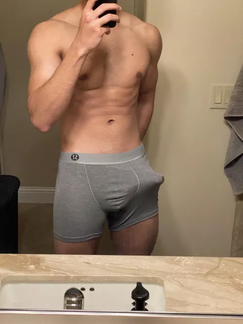 Will you suck all that precum out of the tip? by thathungdude99