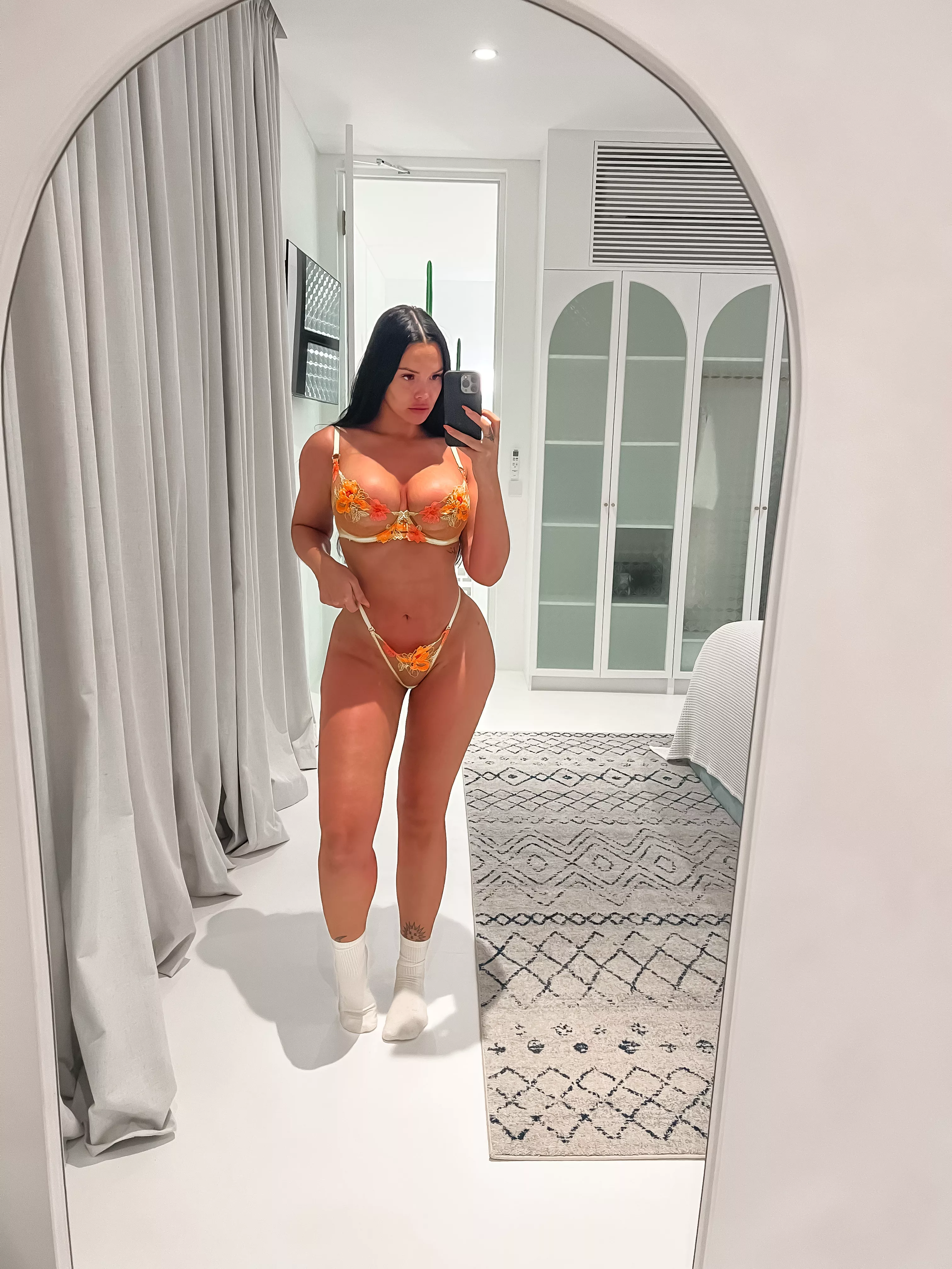 Would you give me your hot load if I told you to cum inside me? posted by itsrosieclarke