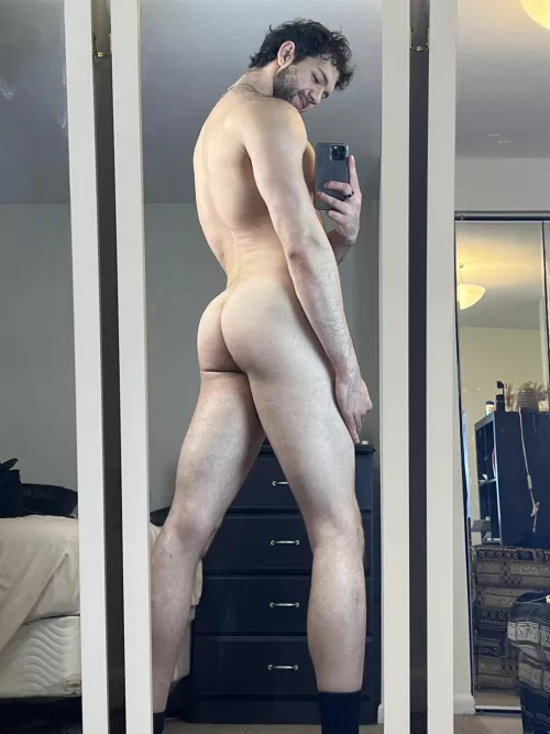 6’8 and caked up ;) by Sigmalaid