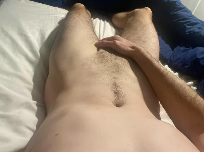 Bored and horny DM me by peaceout11