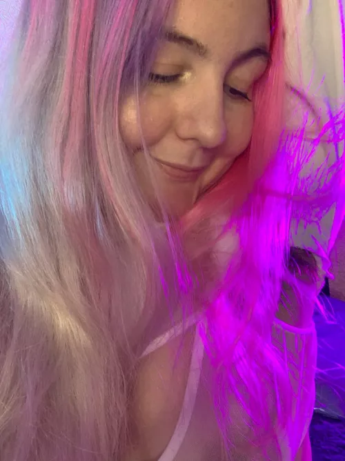 Can you help me? I’m really horny… by SunriseBlackberry