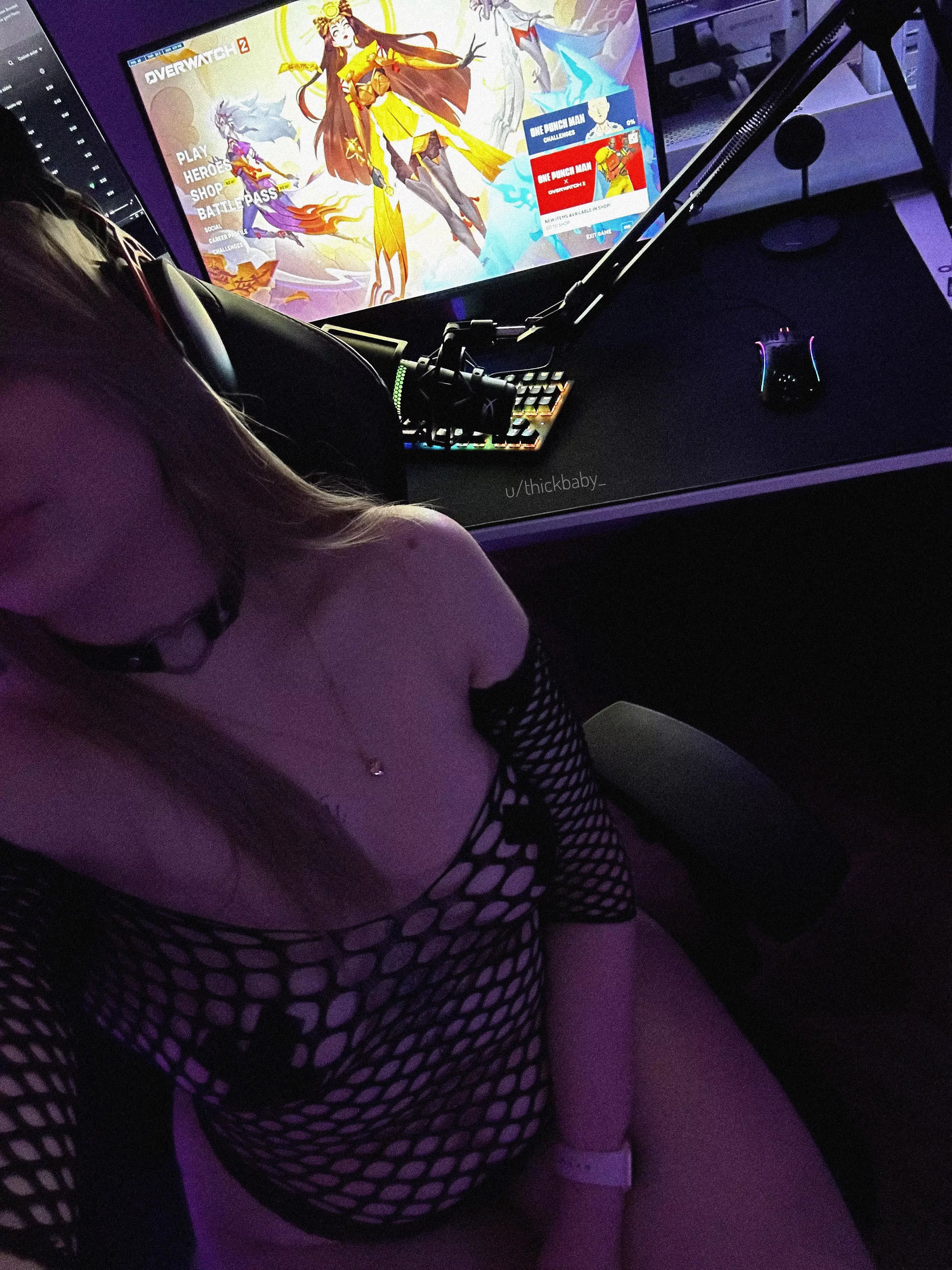 Come play with me daddy posted by thickbaby_