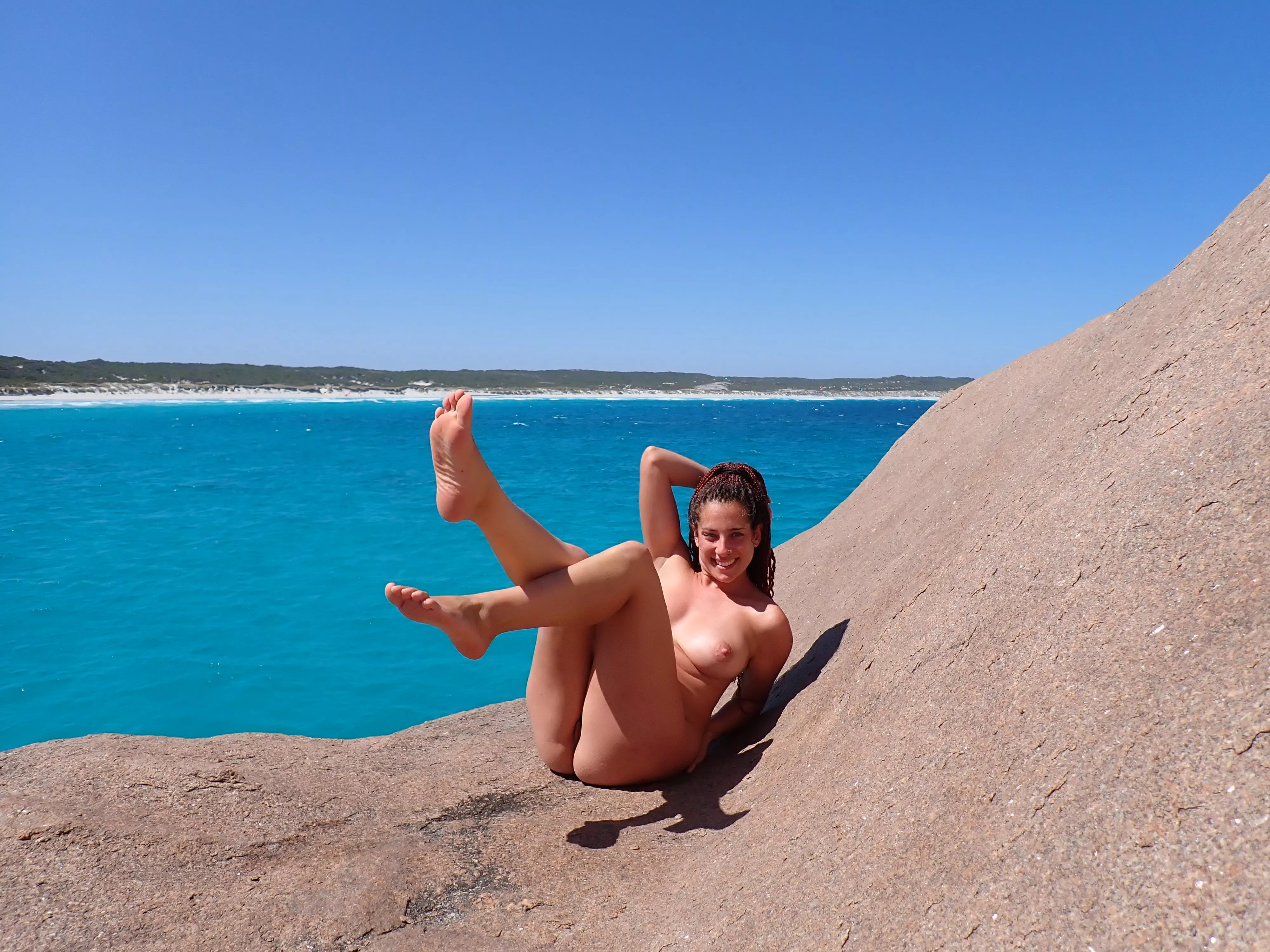 Come play with me❤️ posted by Bella-Fiore