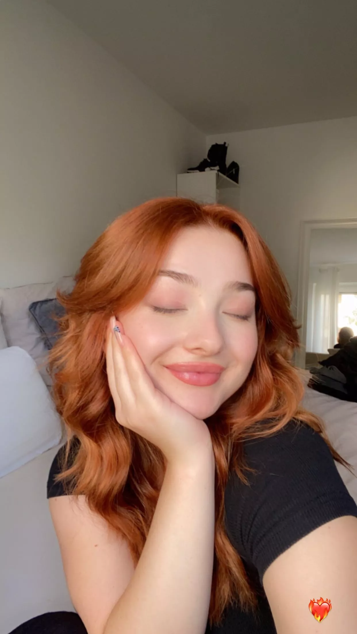 Cute smile posted by OldDinosaurus