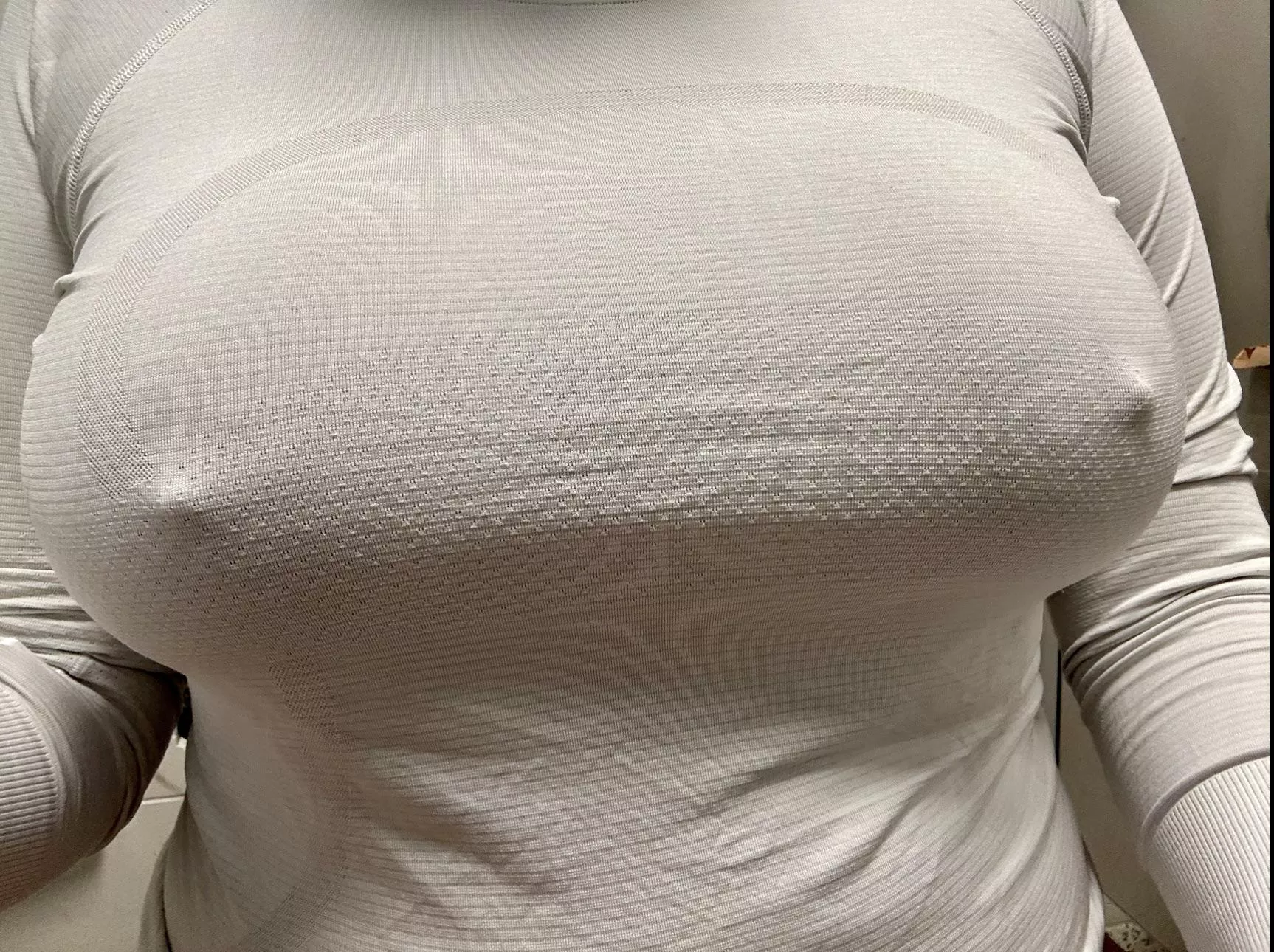 For those of you asking, they are 36DDs and no, I never wear a bra :) posted by purple_bunny