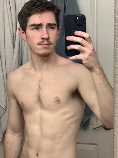 How’s everyone’s Saturday? by rbsmith725