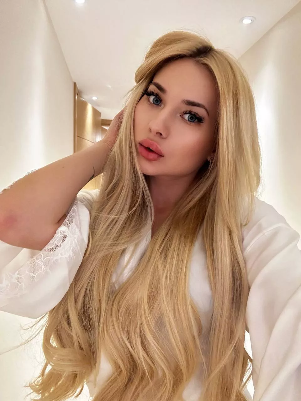 I hope you have a day! posted by sunnykitty_