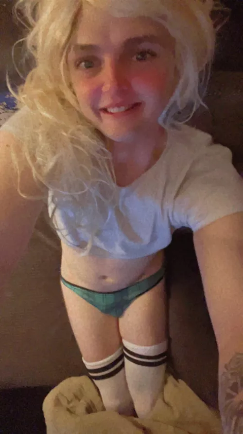 I’m sooo horny omg by Greedy_Extent7940