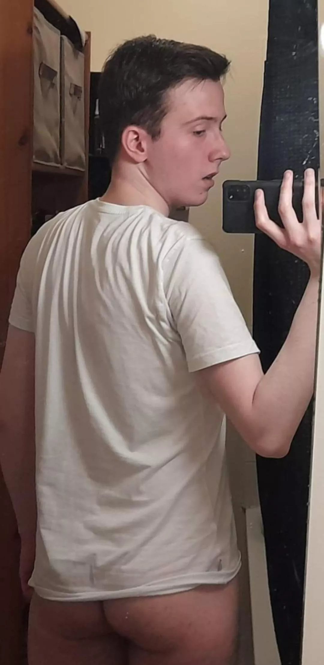 I'm sweaty 🥵 posted by yourfavoritedirtyguy