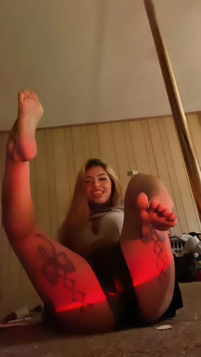 Legs up for you 😋 posted by NefariousnessLow329