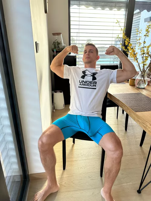 lets skip gym and workout togther? by GodlyStefano