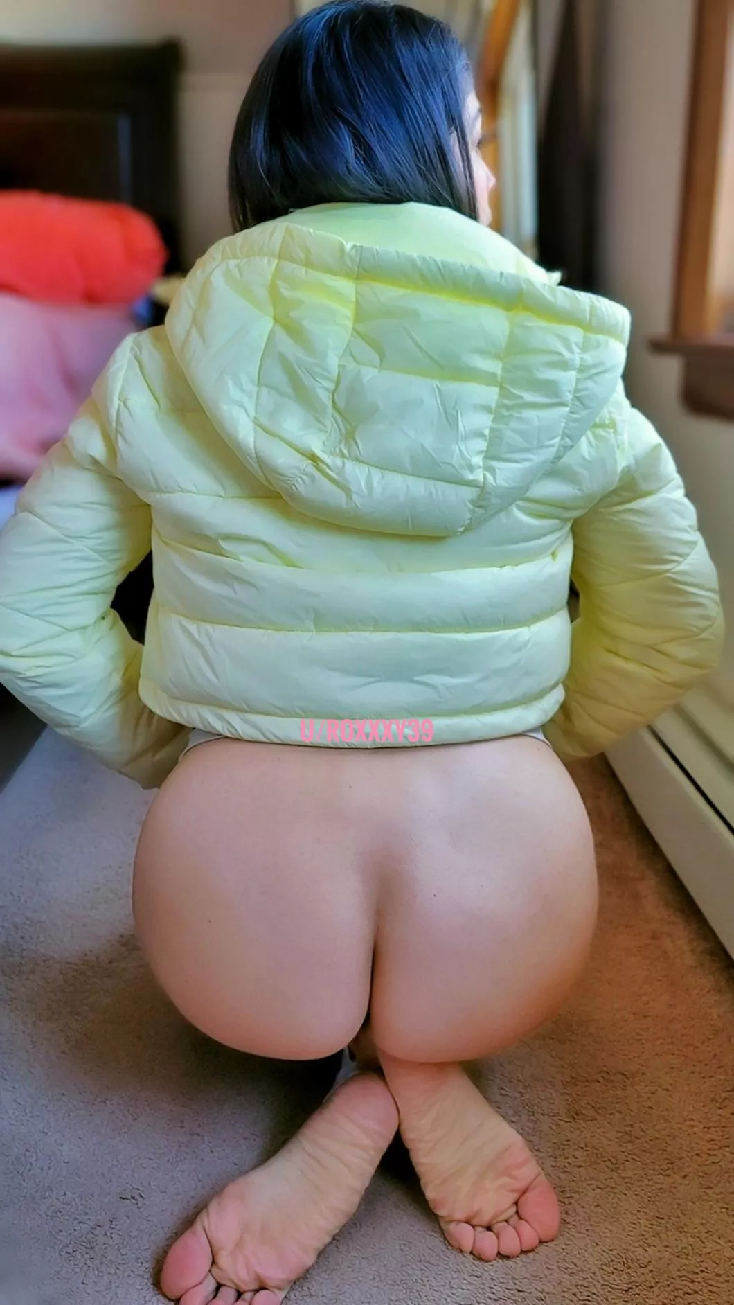 Maybe I can sit on your lap and get naughty posted by roxxxy39