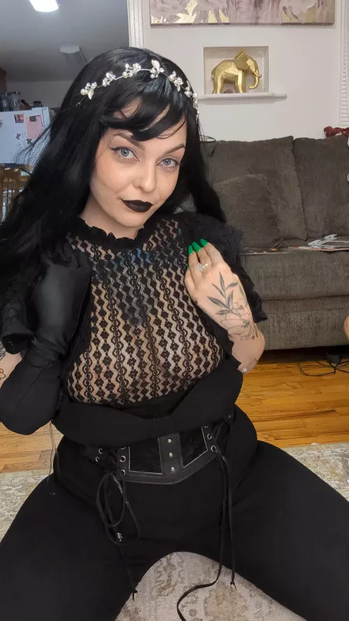 @naomicakes69 by NaomiCakess