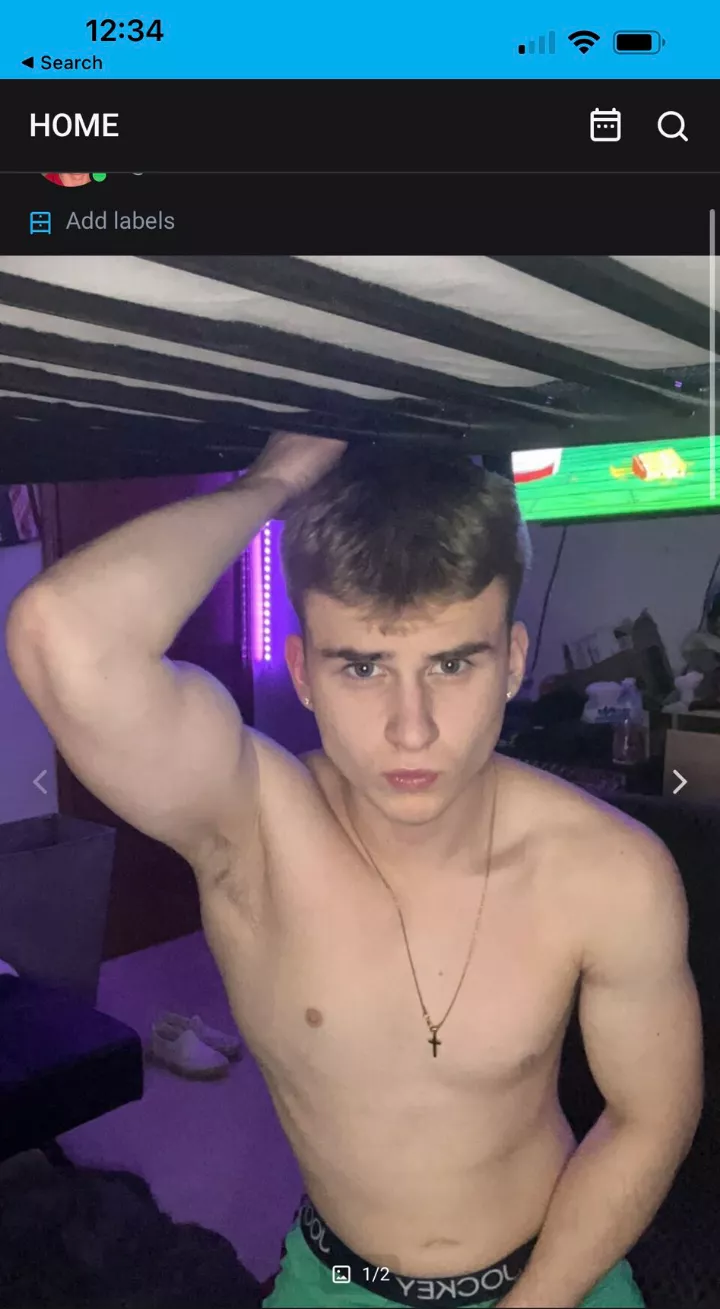 Pit hair, too little or just enough? posted by Natedat77