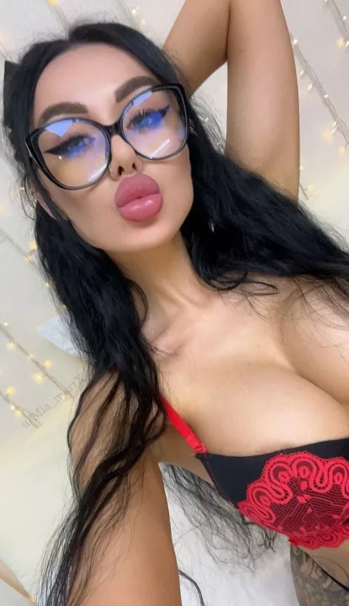 Please, welcome brand new babydoll bimbo on you sub 🥰 by Mia_murrX