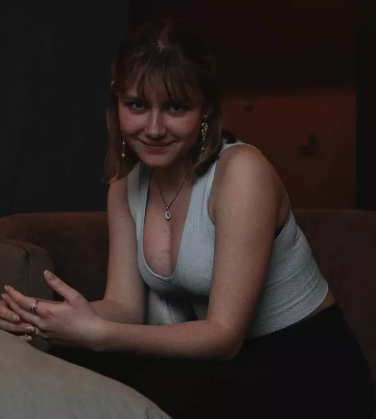 She knows you like it (IUTR) posted by alt_acount1223