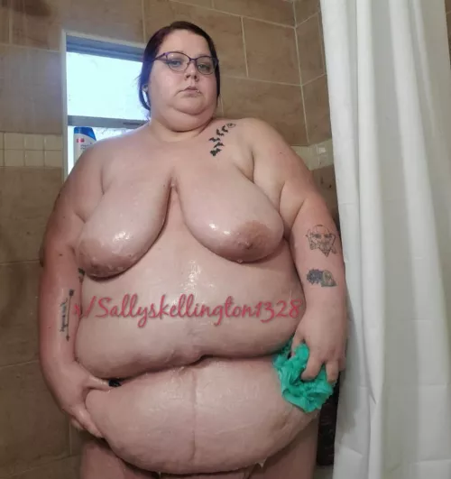 Showing some love to my double belly by SallySkellington1328