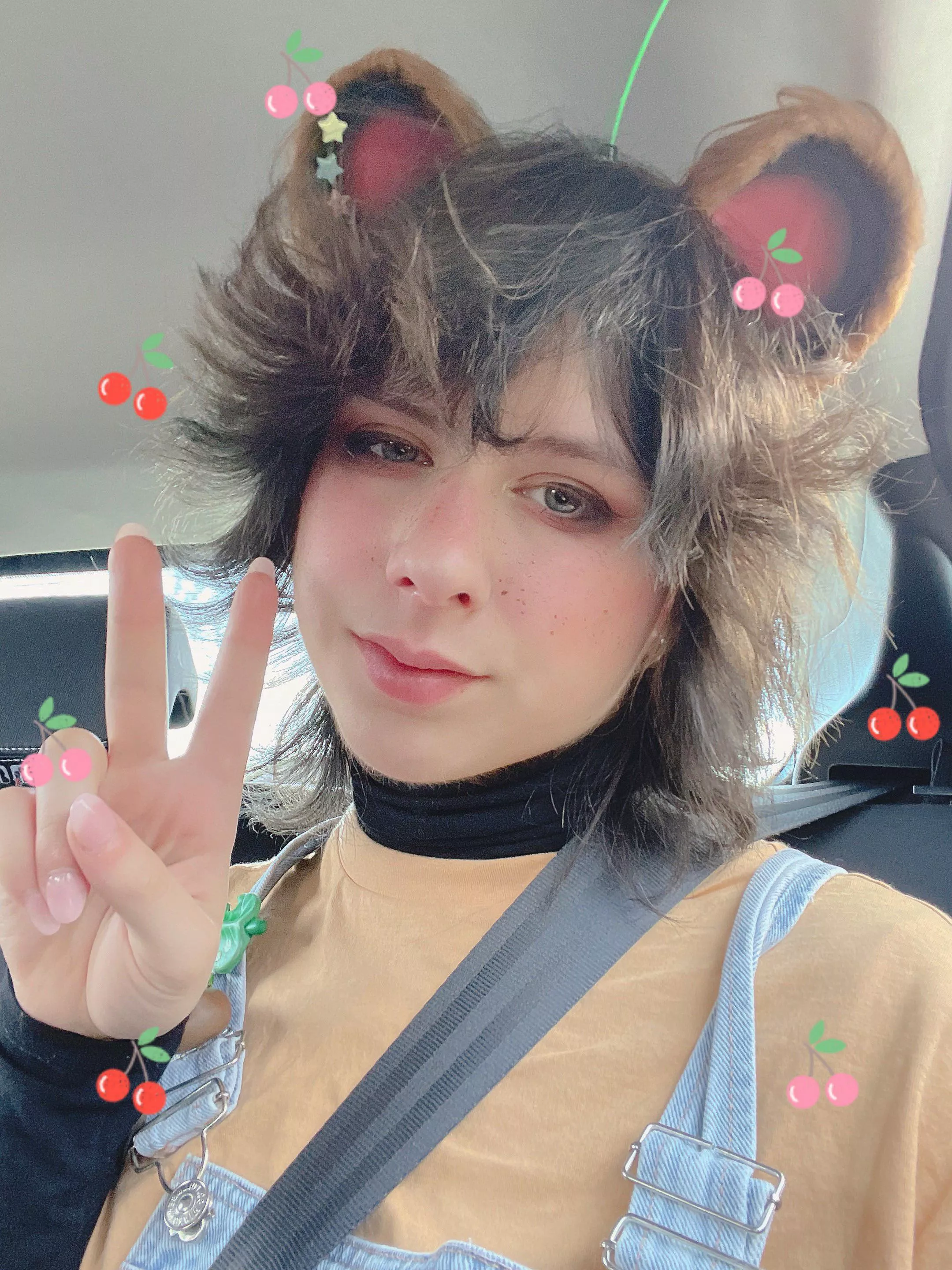 super messy hair car selfie lol posted by seraphicbunnix