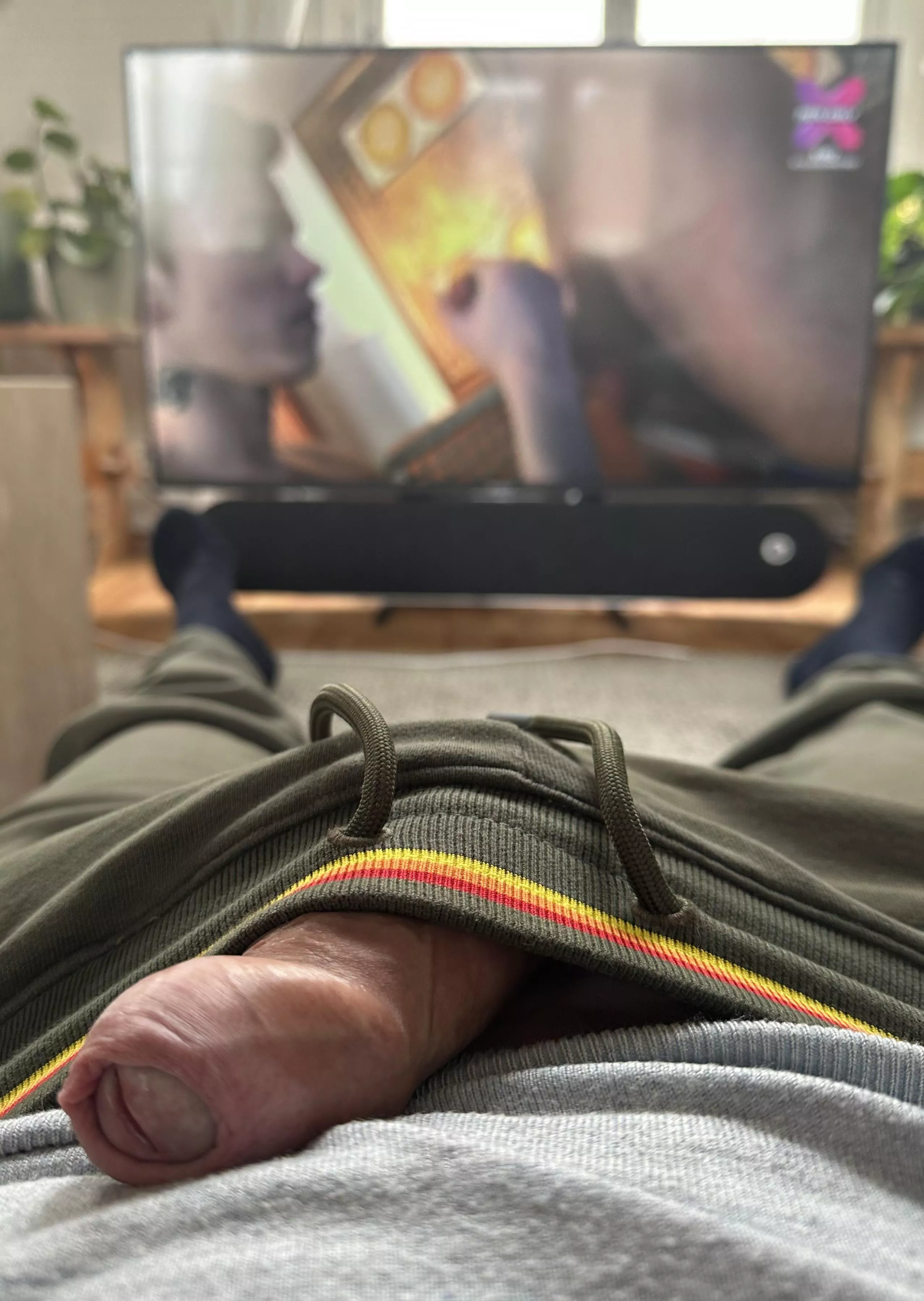 Watching it posted by henk_bi