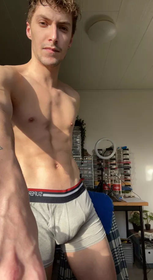 What do I have to do to get you in my bed? by whatisup13