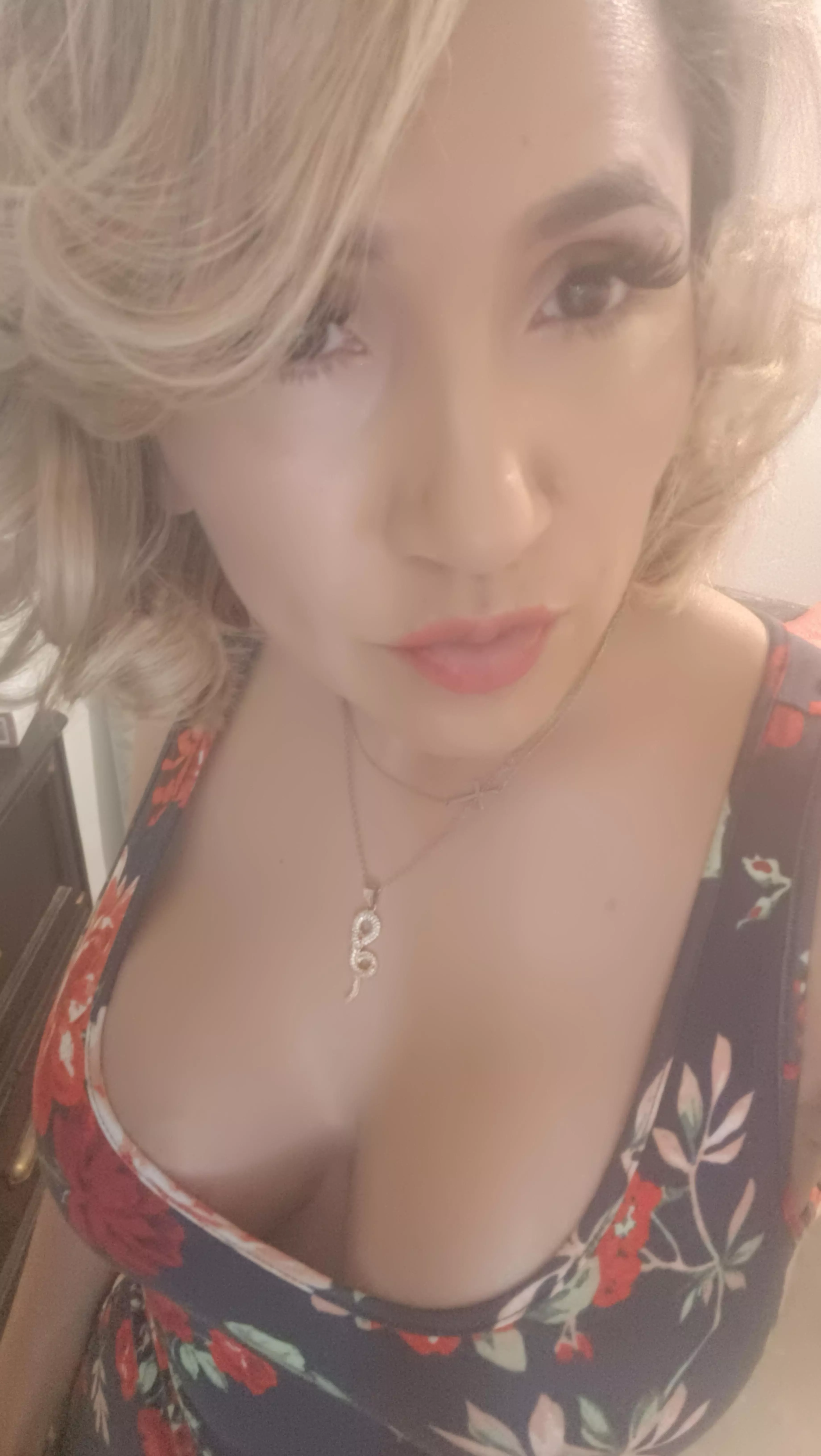 Who do you think you are, I'm braless posted by Mysteriousgirl45