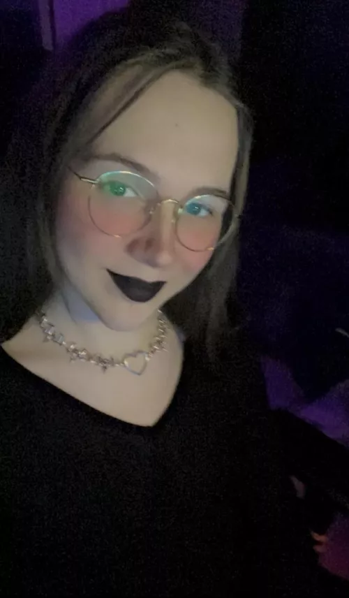 wore this fit for celebrating 500 simps on twich, wonder what i’ll wear at 600 :3 by Humongous_Cactus